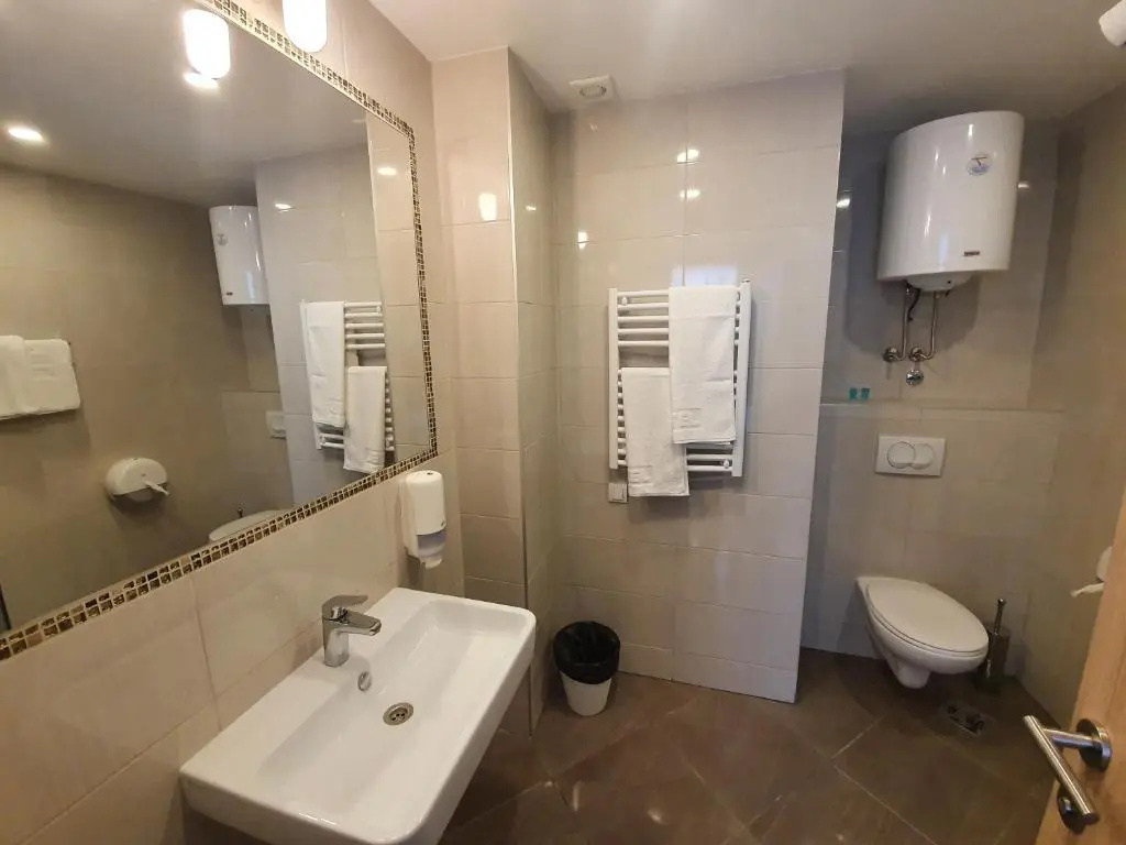 Standard Double room (full double bed)
