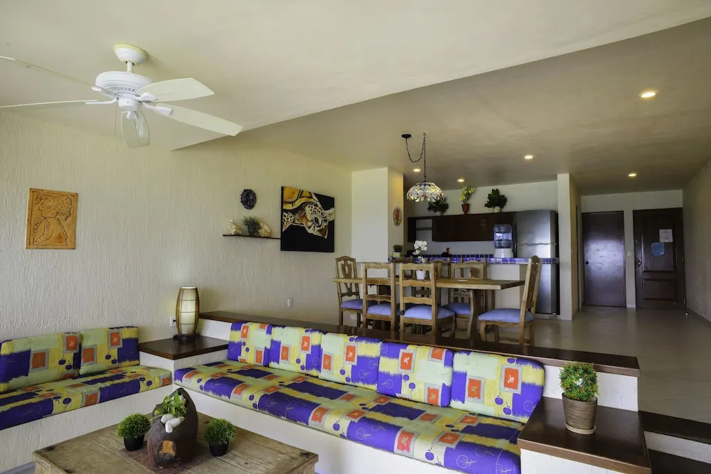 3 Bedrooms Standard room beachfront