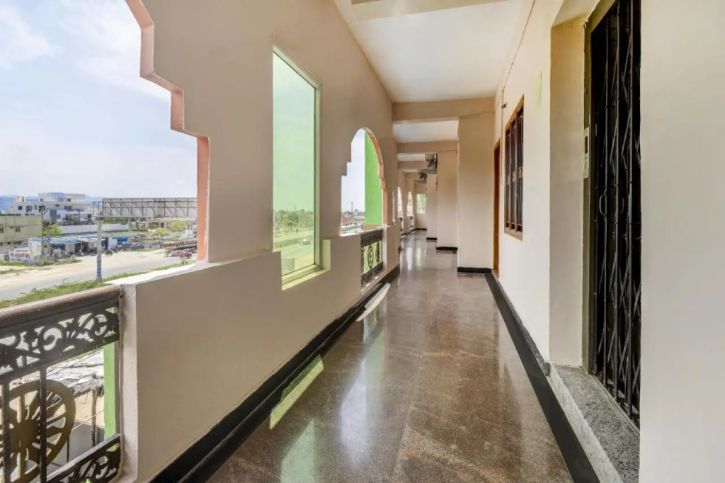 Oyo 24355 Sb Residency