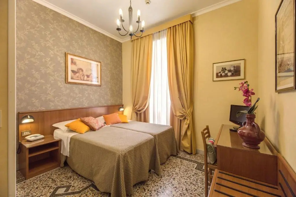Superior Double room (full double bed)