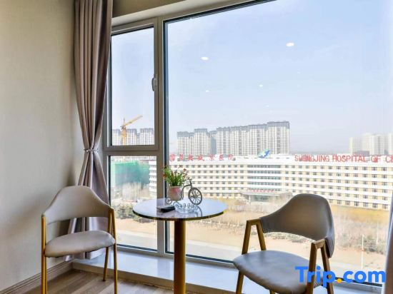 Shenyang Juntai Cinema Apartment (Shenbei Wuyue Plaza Fangte Happy World Branch)