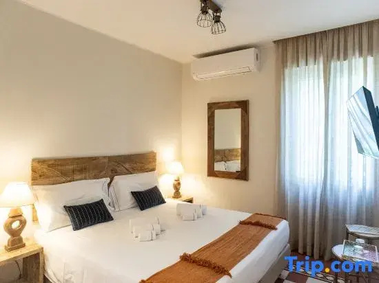 Standard Double room with garden view (full double bed)