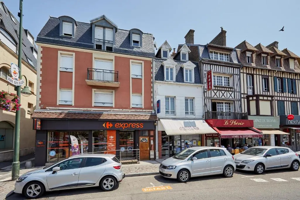 401 Suite Martine