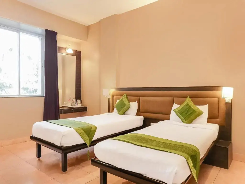 Treebo Niraali Executive, Hinjewadi - Chambres