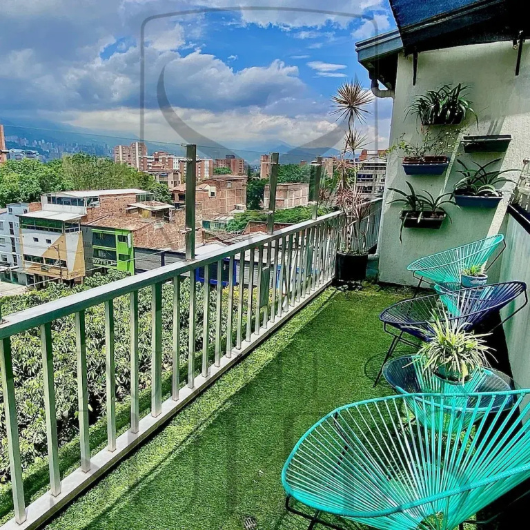 Tauro Black Suites