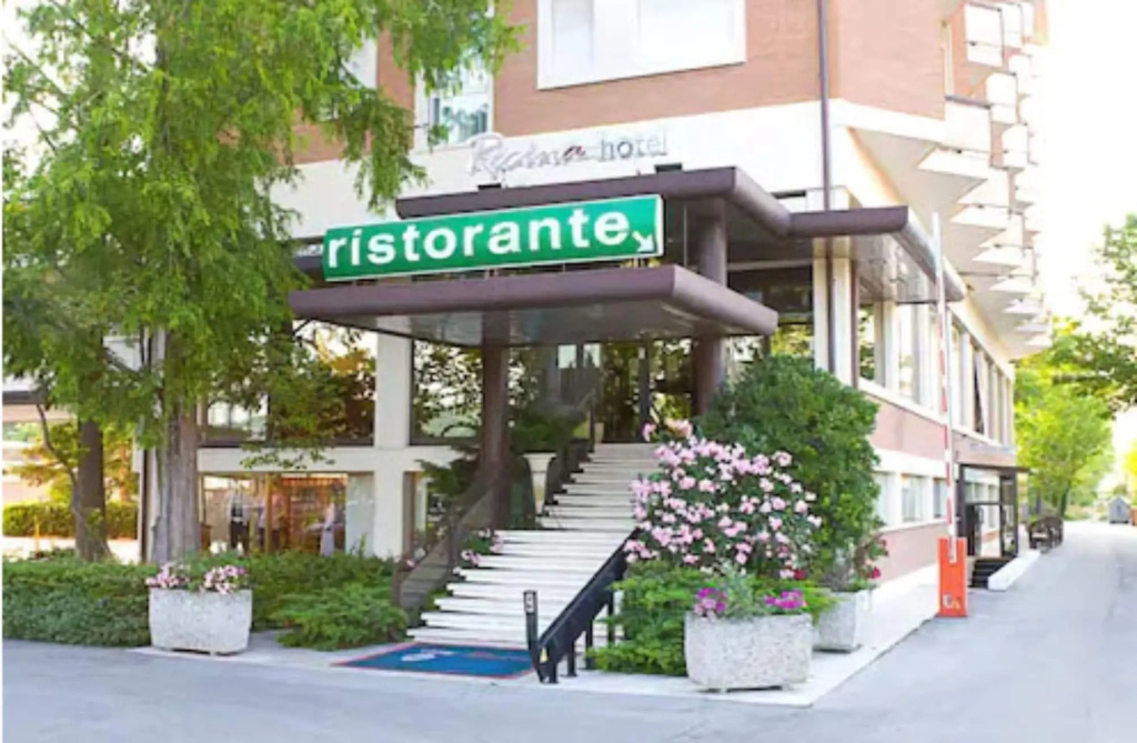 Recina Hotel