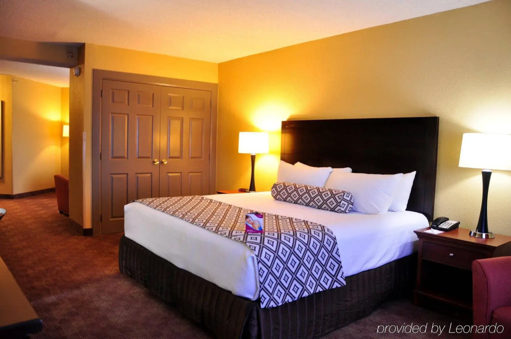 Crowne Plaza Little Rock — фото 3