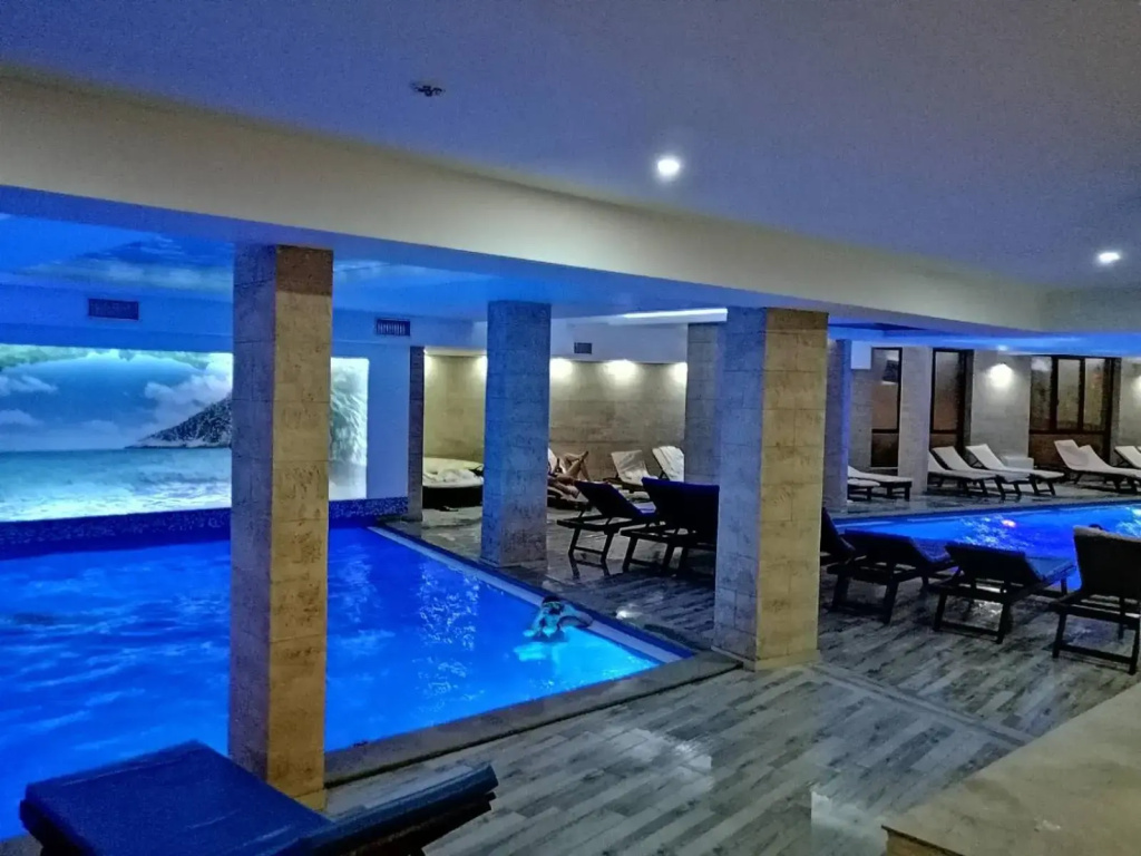 Hotel photo 11