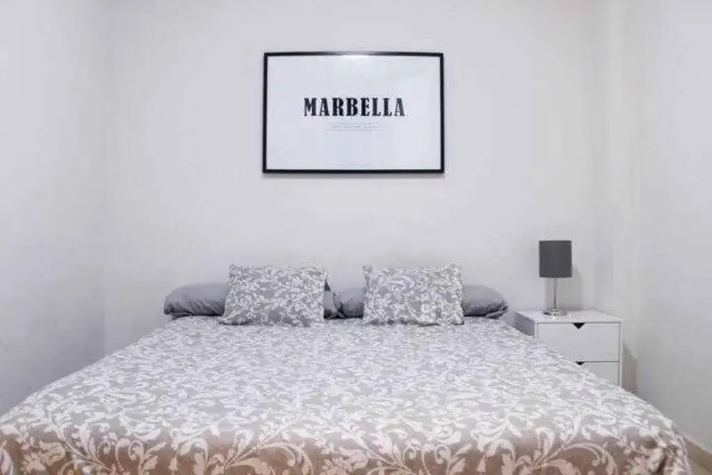 BEST LOCATION apartment in MARBELLA. BEACHFRONT!!