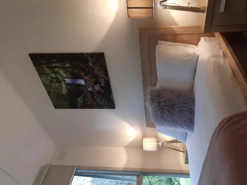 Russell Falls Holiday Cottages in National Park