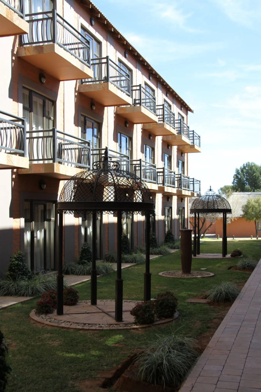 Bains Lodge