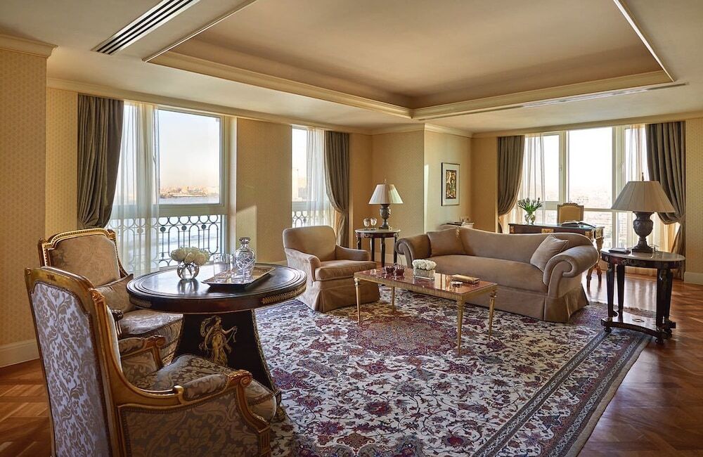 Four Seasons Hotel Cairo At First Residence