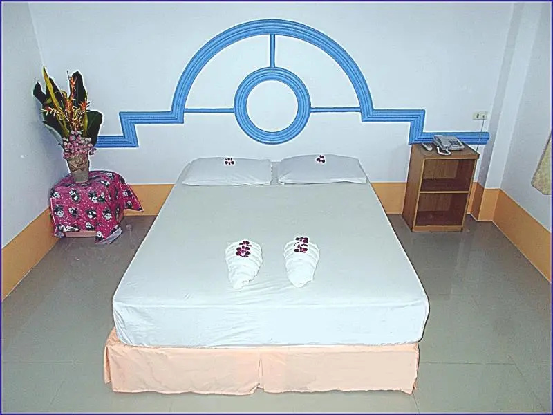 Standard room with garden view