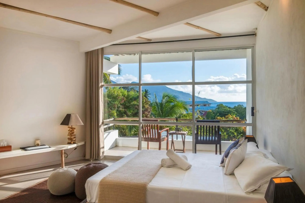 Bliss Hotel