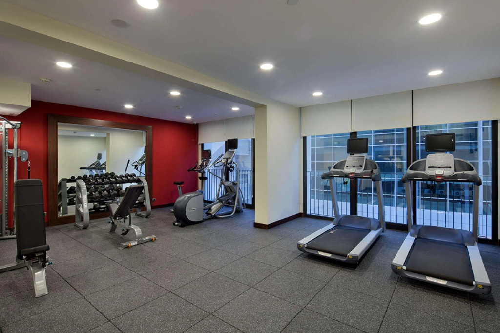 Hilton Garden Inn Izmir Bayrakli - фото 21