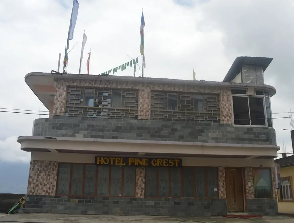Hotel Pine Crest