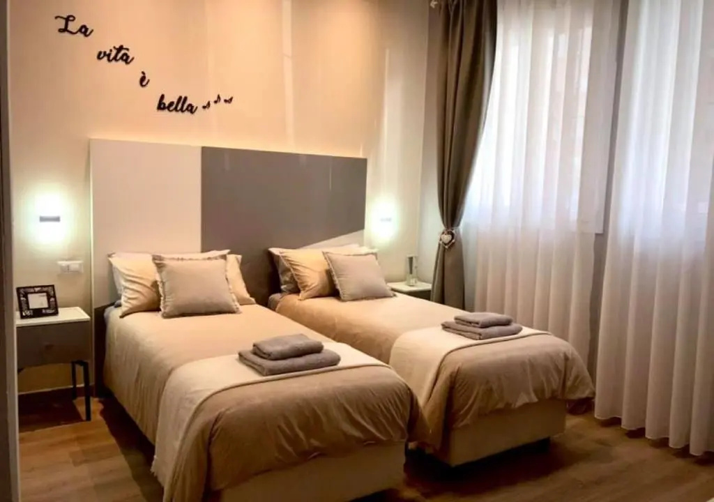 Room sweet Room 2