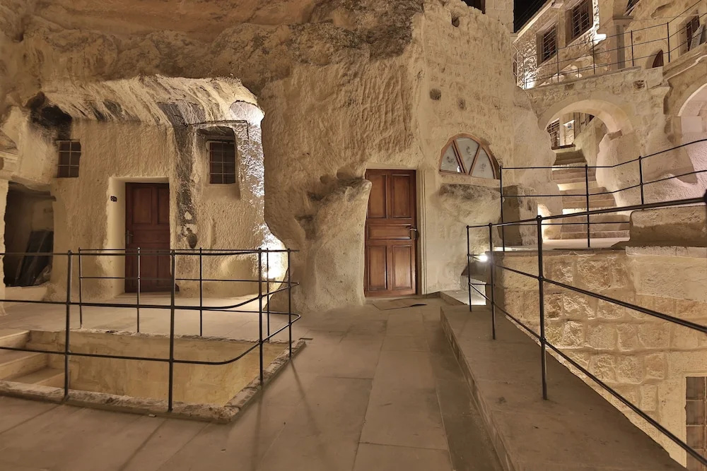 Taru Cave Suites - 3
