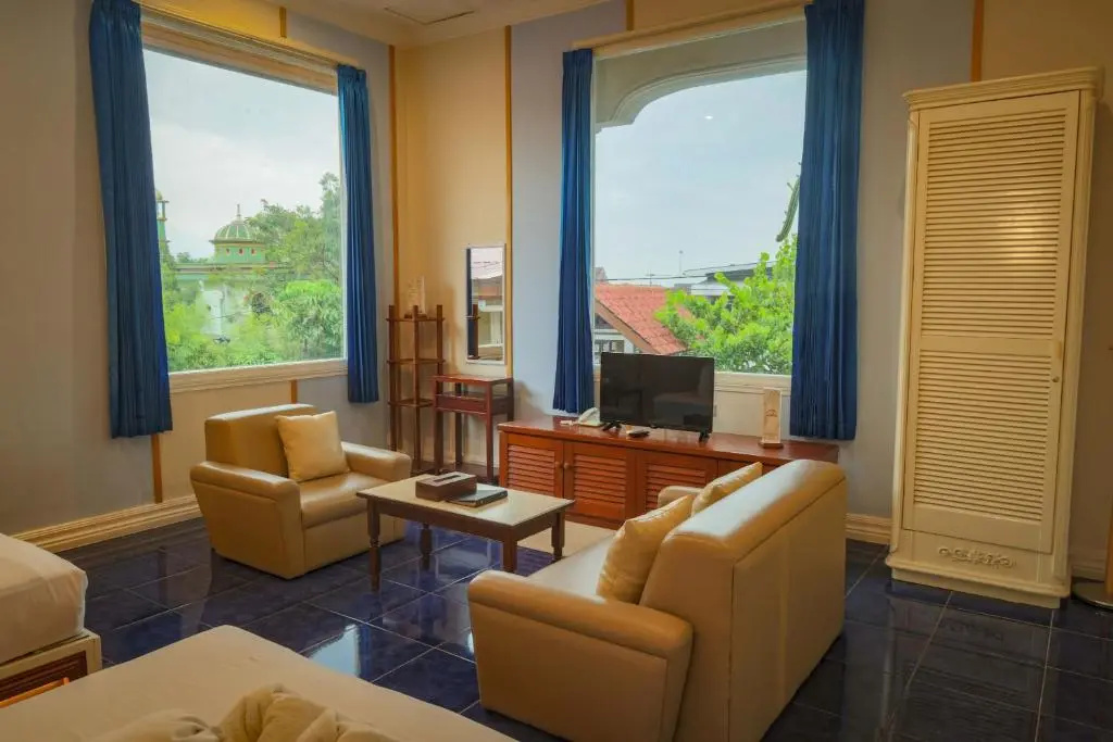 Deluxe Triple room