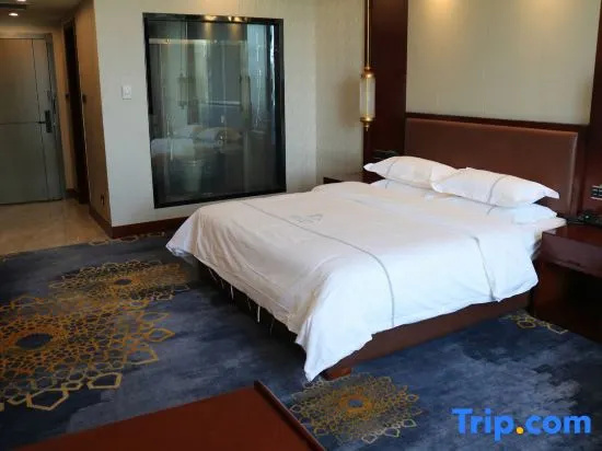 Standard room with river view