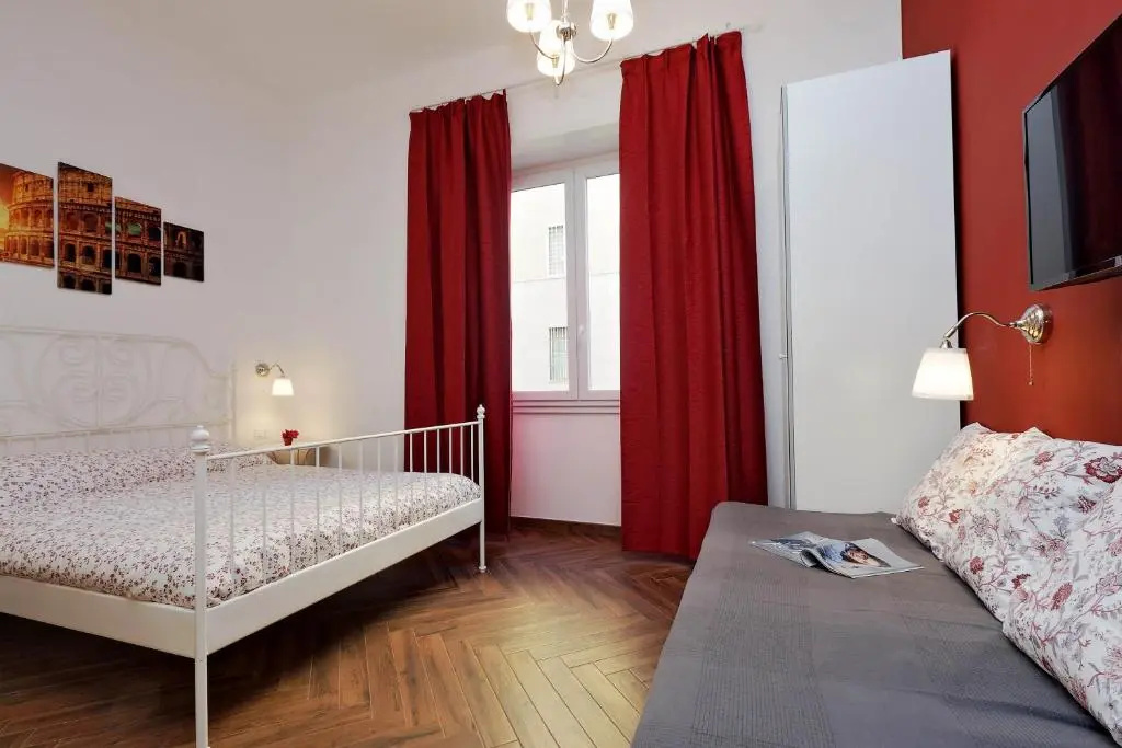 Standard Double room (full double bed)