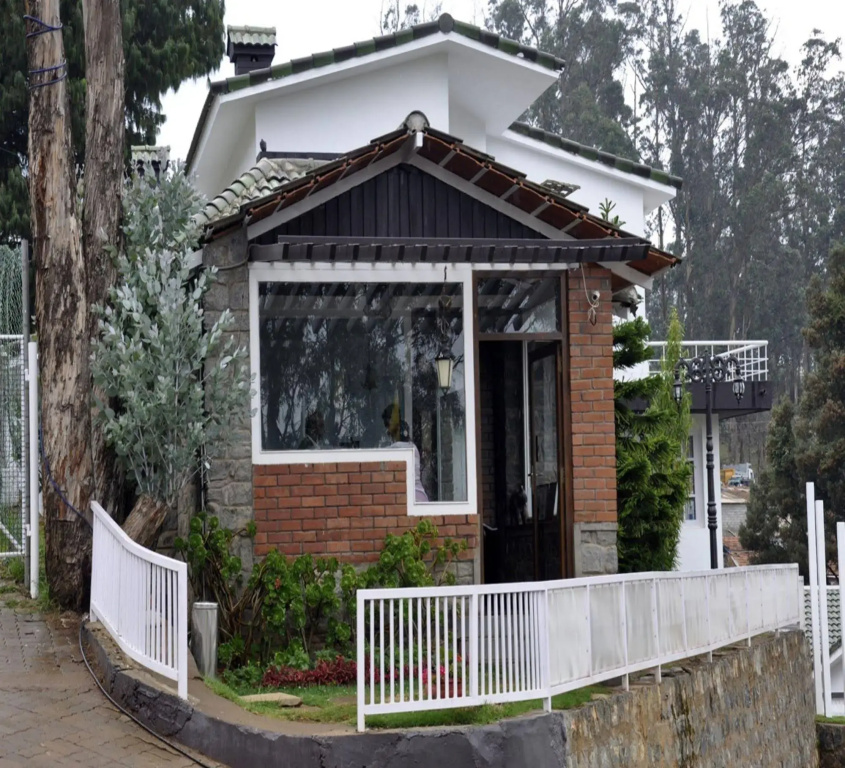 Sabol Holiday Resorts - Général