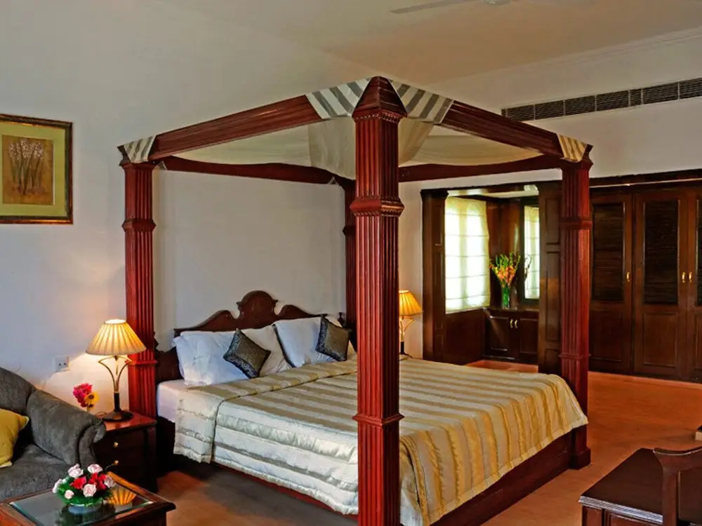 Udai Vilas Palace - Chambres
