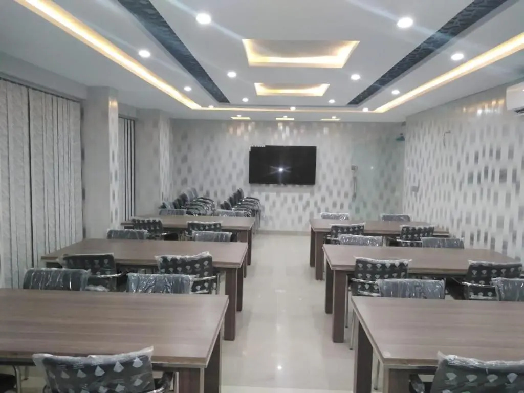 The Rich Hotel