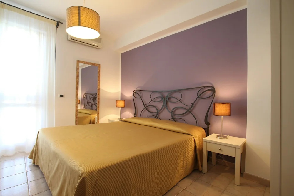 Classic room with balcony and with sea view