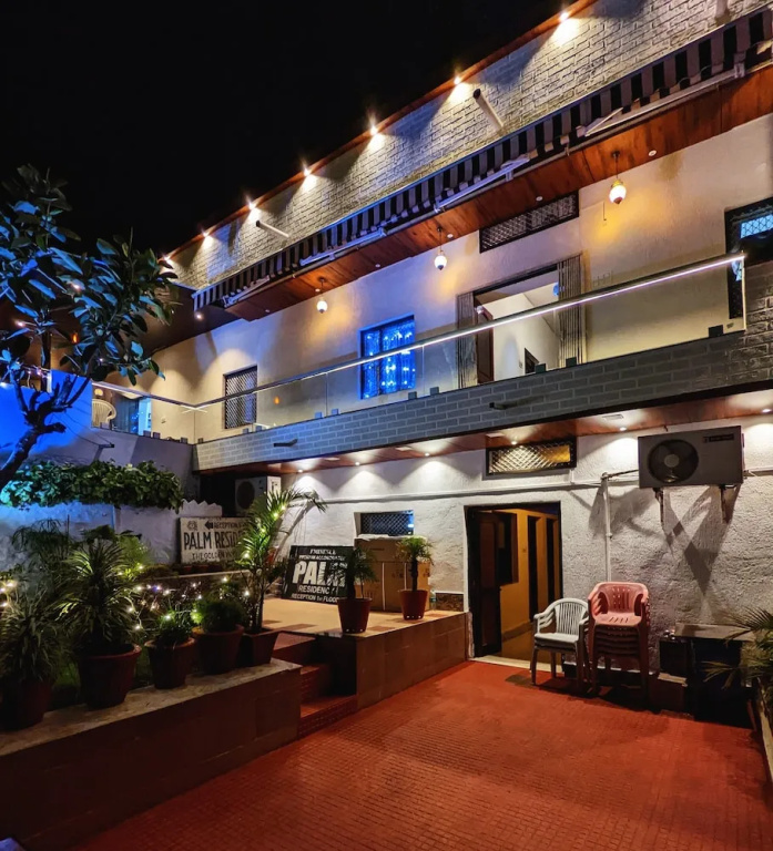 Hotel Hilltop