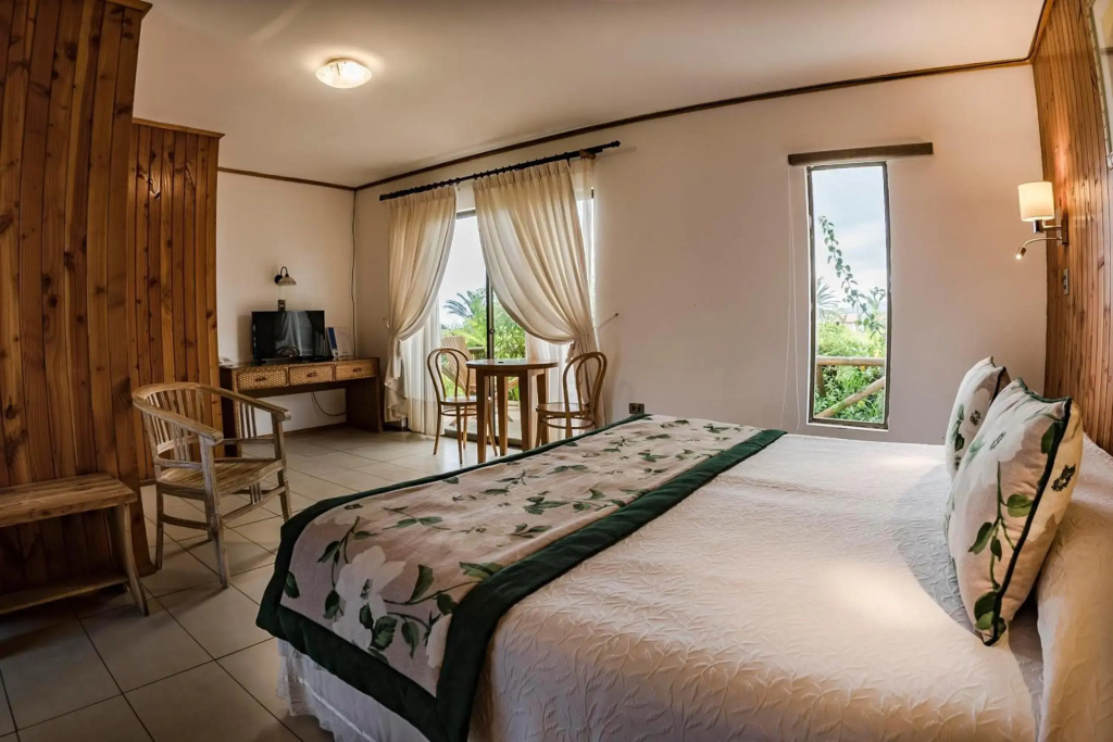Taha Tai Hotel
