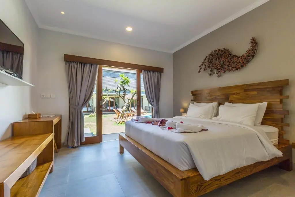 Double room (full double bed)