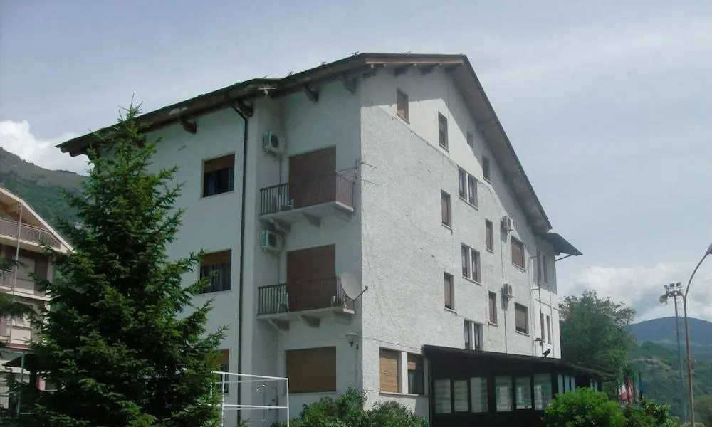 Hotel photo 12
