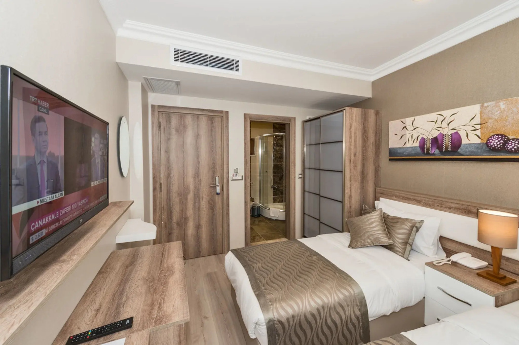 Hotel photo 8