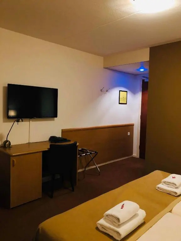 Hotel - Restaurant - Cafe- Geertien - Chambres