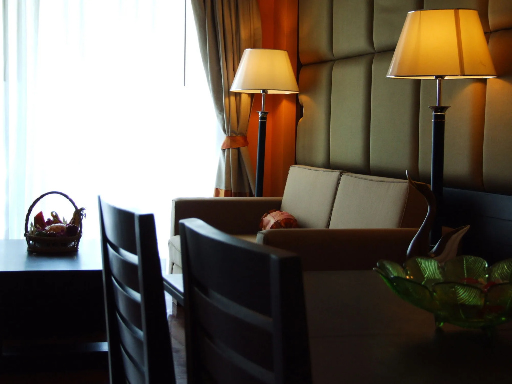 Lobby & Reception