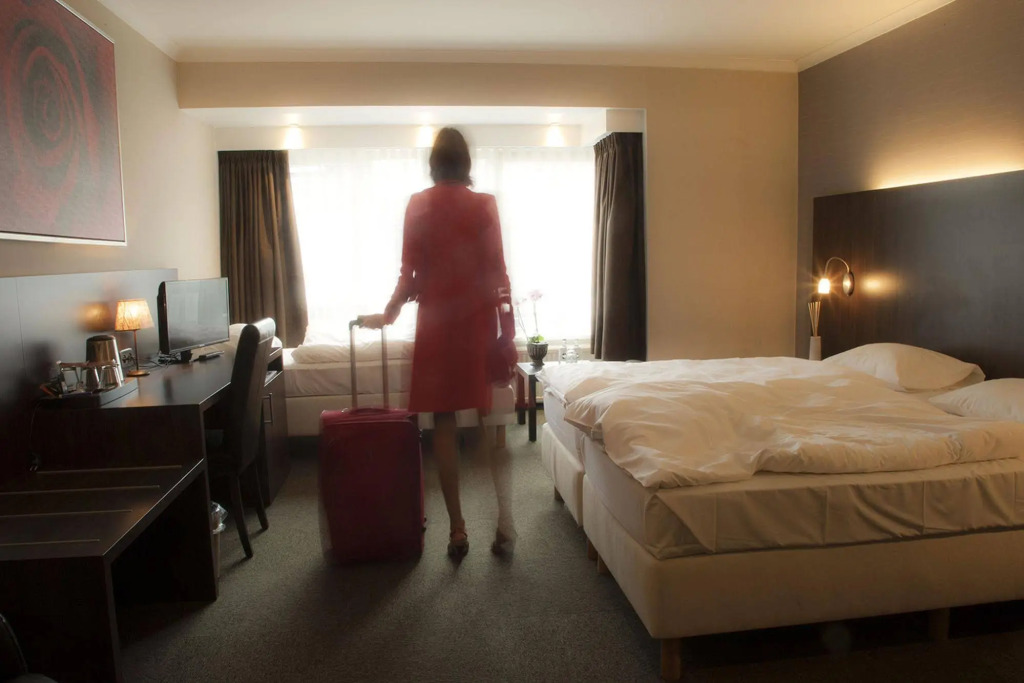 Carlton Hotel picture