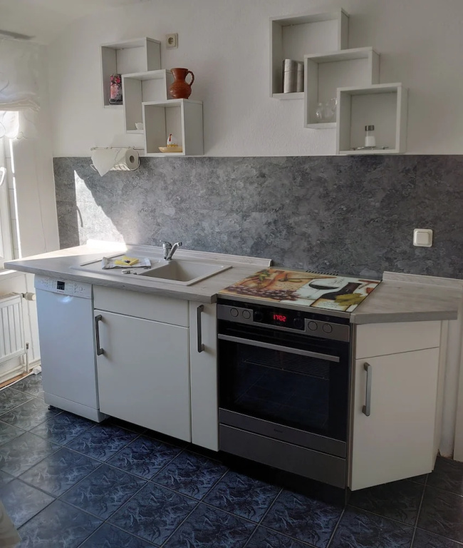 3 Bedrooms Apartment