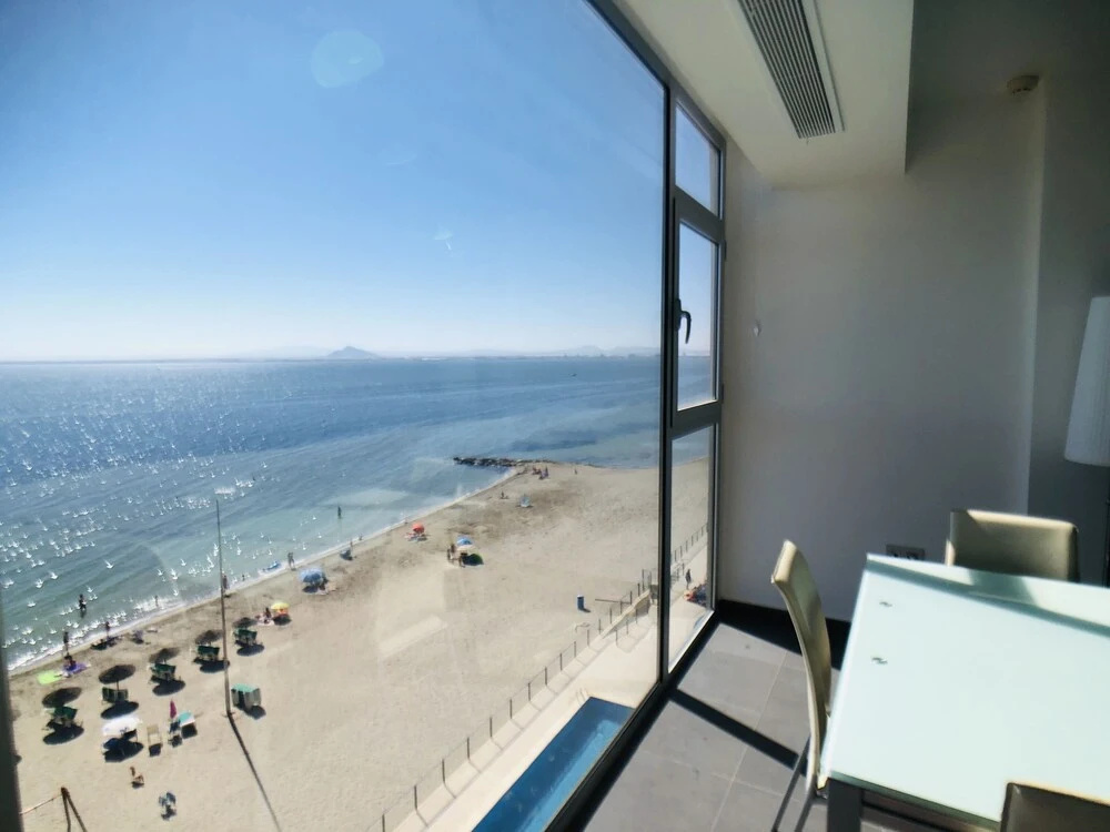 Beach & Waterfront