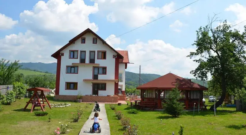 Pensiunea Saradavy