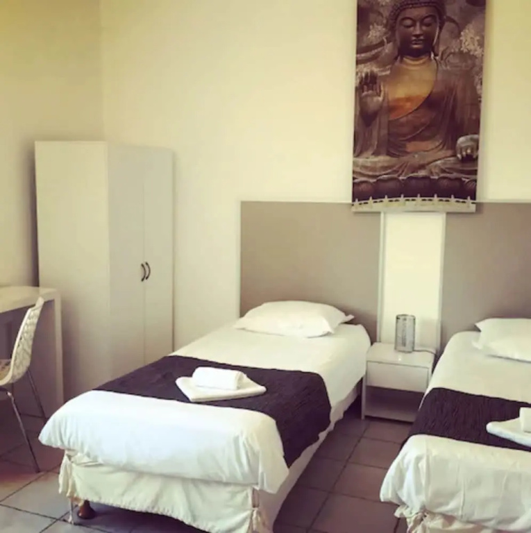 Standard Double room (twin beds)