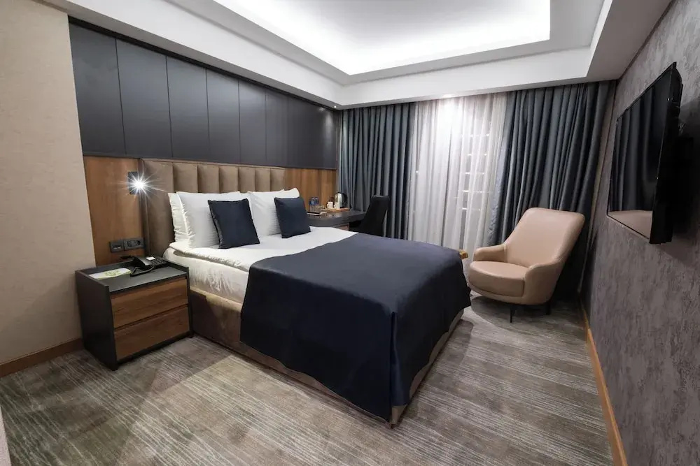Economy room