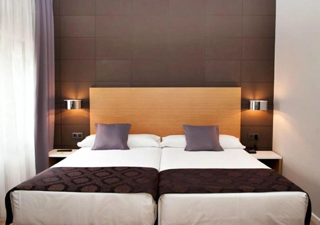 Hotel Universal — 2