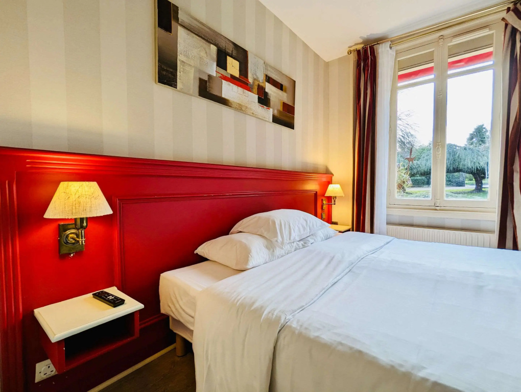 Afficher la photo 6 — Château Corneille