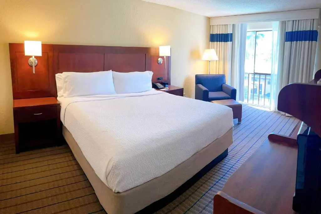 Marin Hilltop Hotel - Chambres