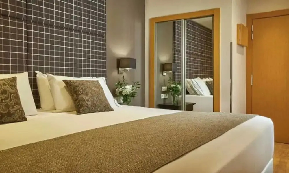 Hotel Hesperia Barri Gòtic - Chambres