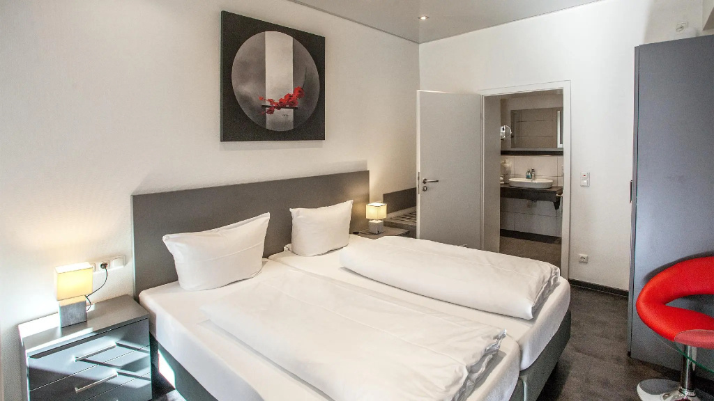 Economy Double room (full double bed)
