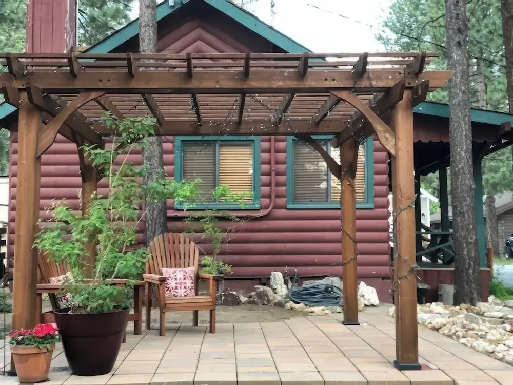 Eagle's Nest Lodge