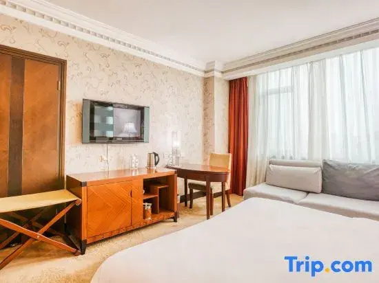 Business Double room (full double bed)