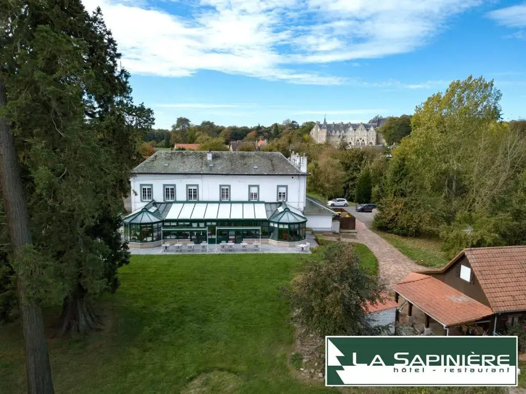Logis _ Hotel Restaurant La Sapiniere - Chambres